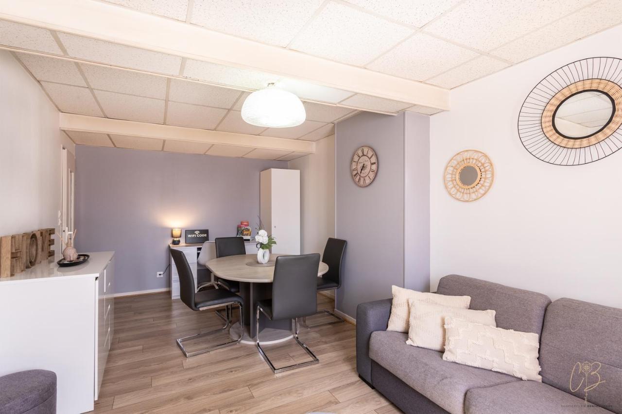 Le Republique-Gare-Centre Ville Bourgoin-Jallieu ภายนอก รูปภาพ