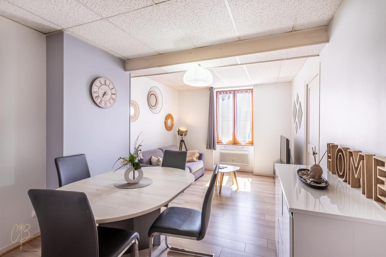 Le Republique-Gare-Centre Ville Bourgoin-Jallieu ภายนอก รูปภาพ